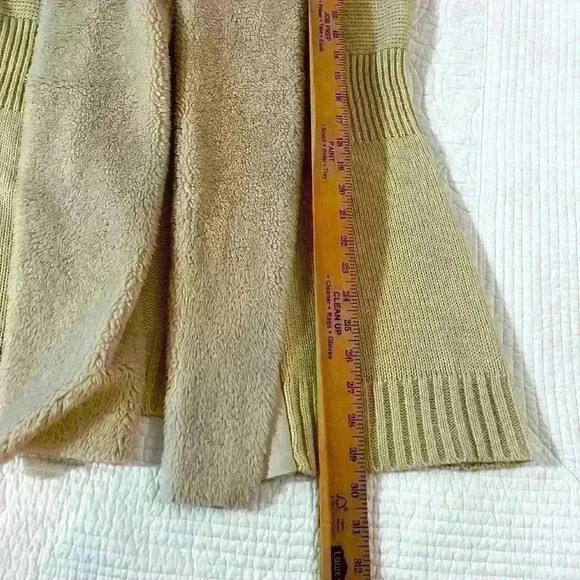 Super soft Cardigan - with faux fur collar - New Directions, Medium. Beautiful! - Picture 5 of 8